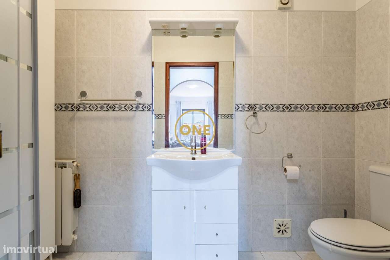 T2 com 108m2, garagem box + parqueamento, vistas Serra de Sintra | Pal-17