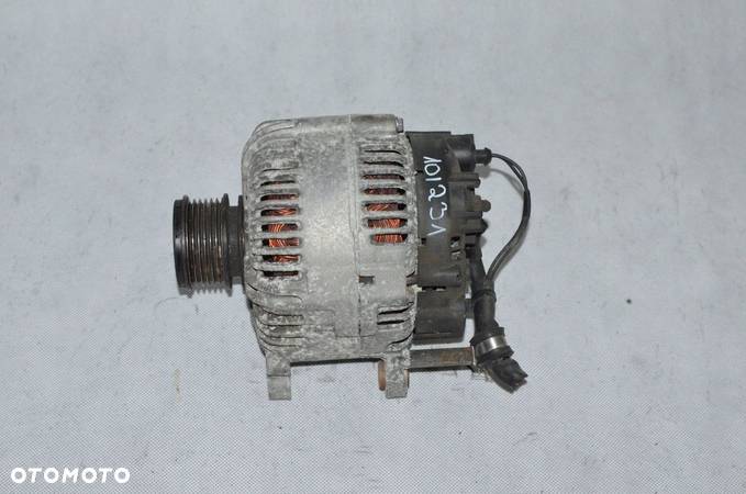 Alternator VW Passat B6 Audi A4 Seat Exeo 2.0 TDI - 1