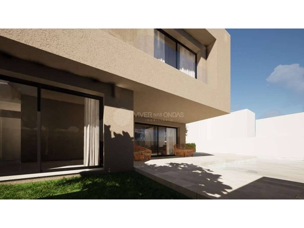 Moradia T4 com 4 Suites, Piscina e Garagem em Belverde, Seixal-33