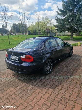 BMW Seria 3 320i - 7