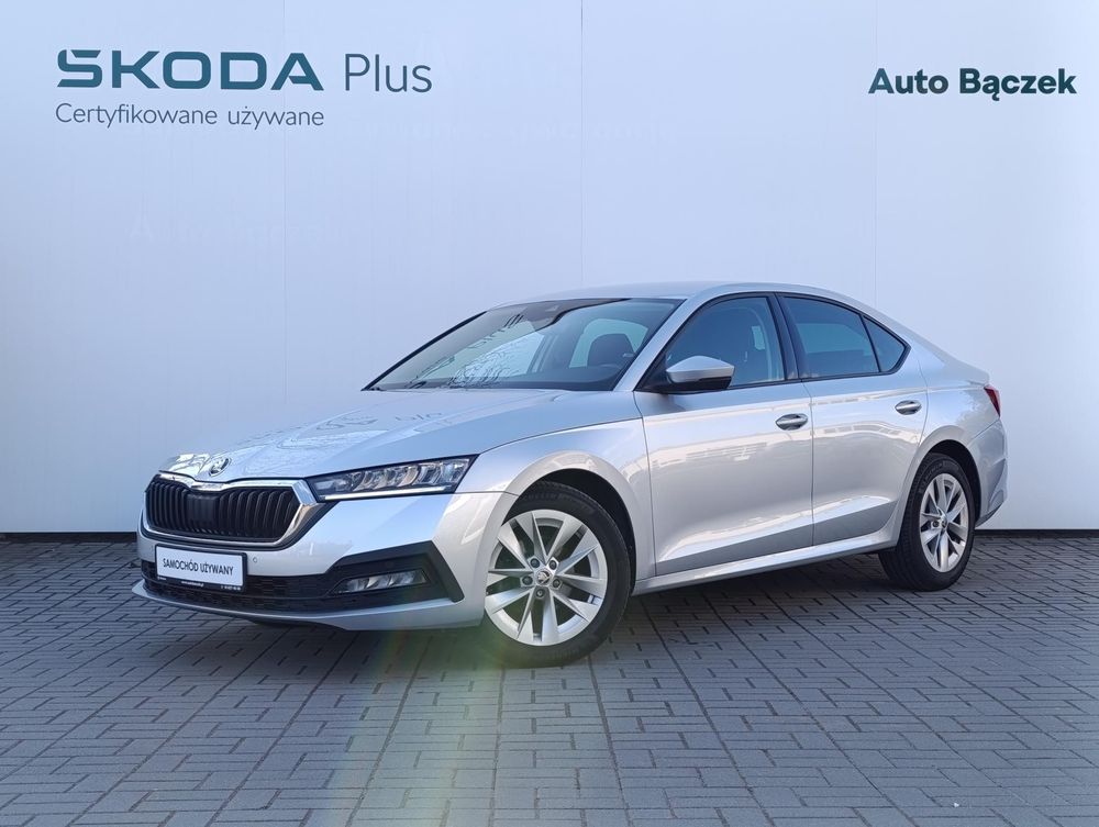 Octavia Skoda 1.5 tsi act ambition