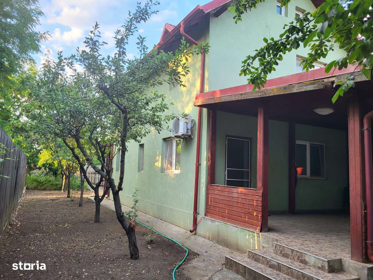 CASĂ DE VÂNZAREP+1 ÎN OTOPENI – ZONA CENTRALA - Imagine principală: 3/19