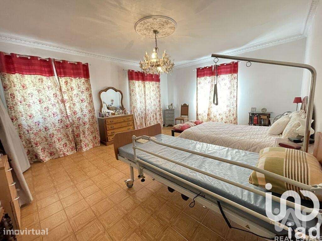 Moradia isolada T4 em Aguçadoura e Navais de 262 m2 - Grande imagem: 5/33