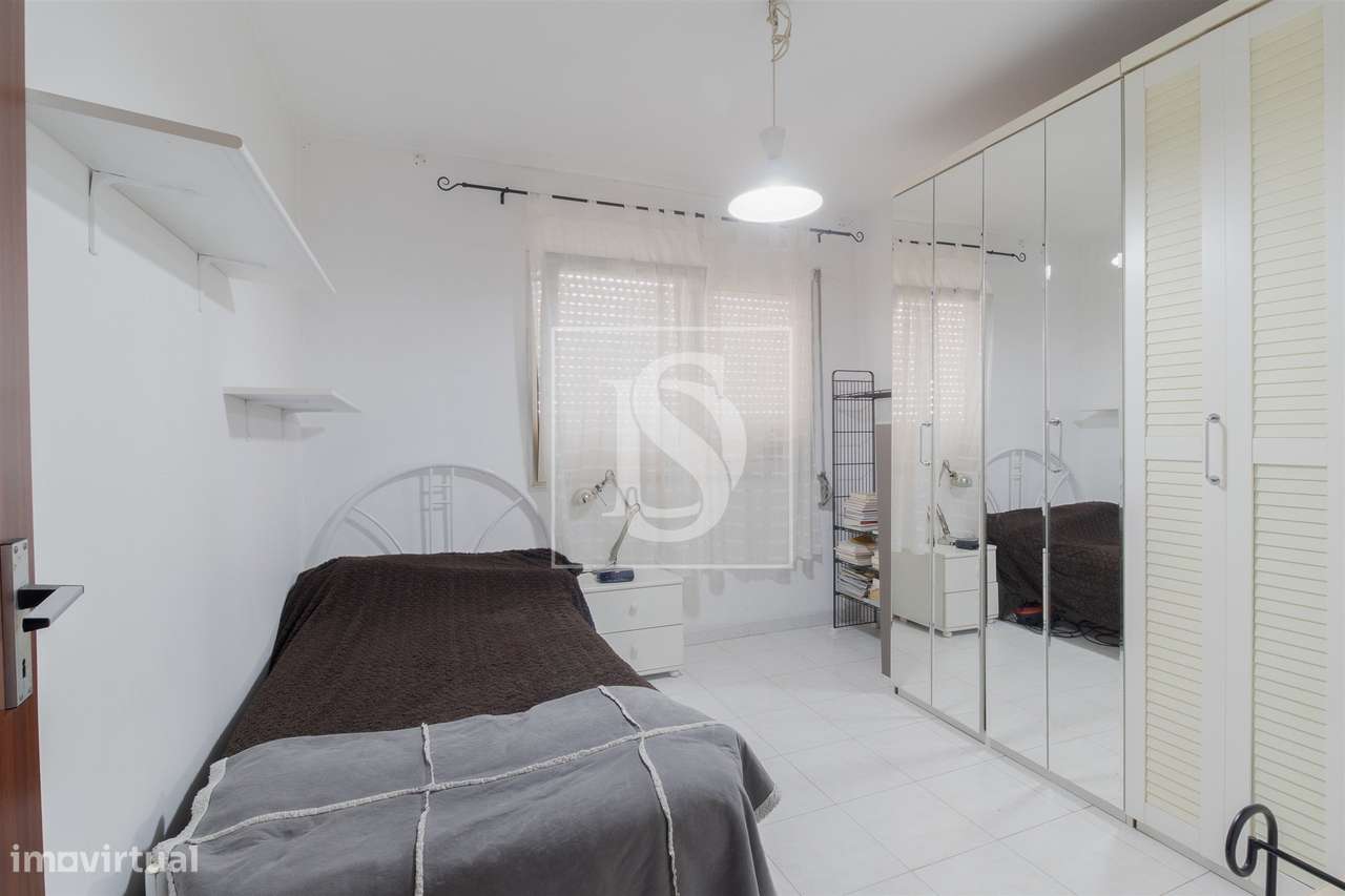 Apartamento T3 Venda em Santo António da Charneca,Barreiro-8
