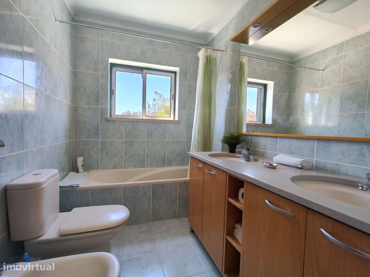 Moradia T5 + 1 / piscina/ terreno / furo / Monte Redondo / Leiria-10