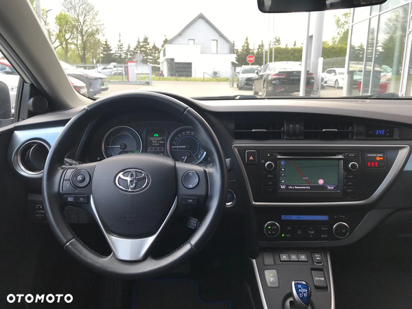 Toyota Auris 1.8 VVT-i Hybrid Automatik Touring Sports Edition - 18