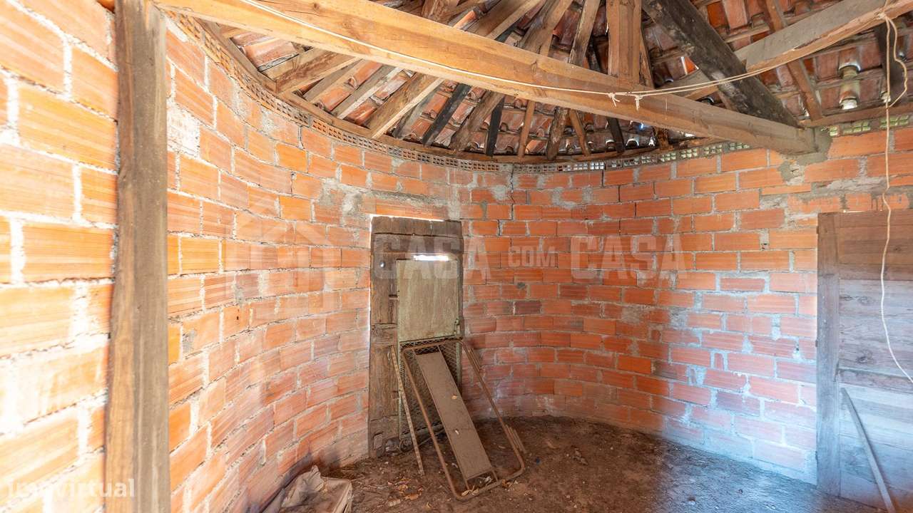 Moradia para Restaurar em Quintela de Orgens - Grande imagem: 5/6