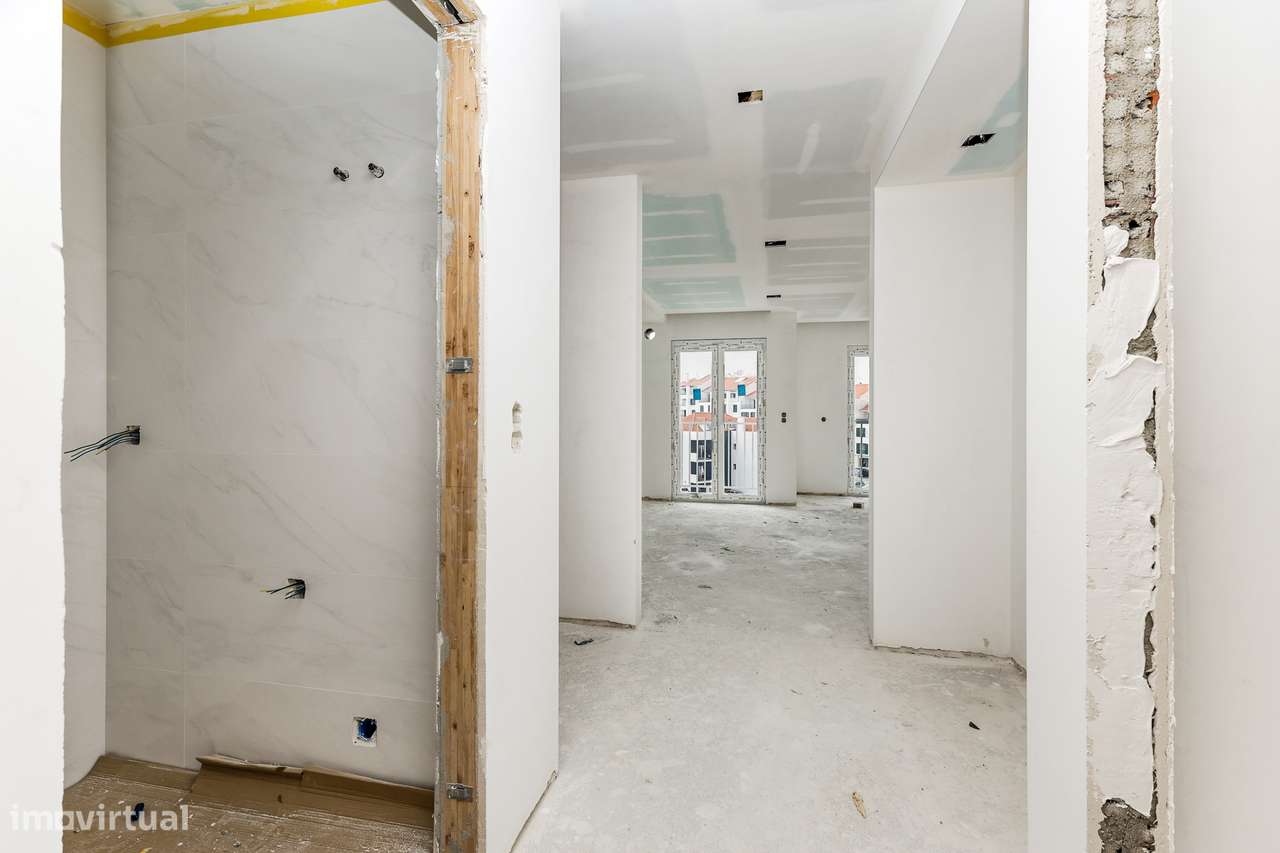 T2 Ericeira com Box fechada - Grande imagem: 4/17