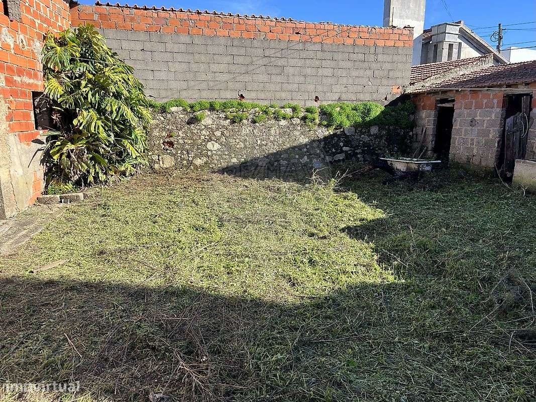 Moradia T2 para venda-5