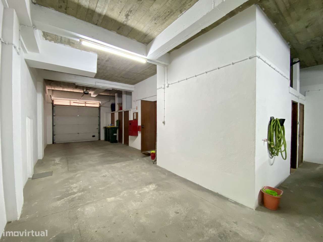 T3 Renovado com Terraço de 95 m²+Garagem + Arrecadação-17