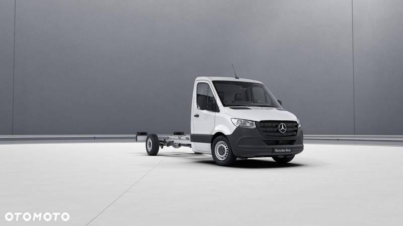 Mercedes-Benz Sprinter - 1