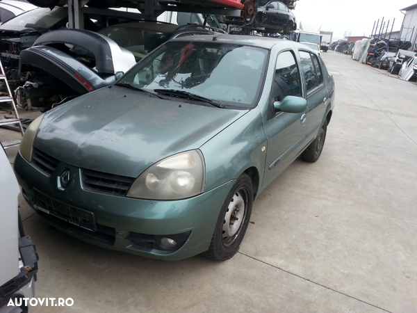 Far stanga RENAULT CLIO 1.5 DCI - 2