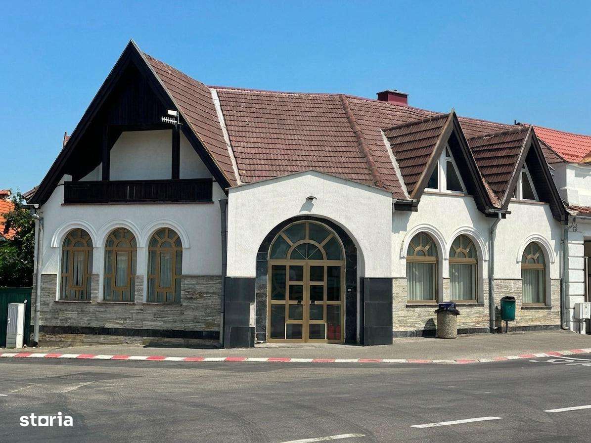 Cladire Magazin + Birouri - Sacele Central - Brasov-0