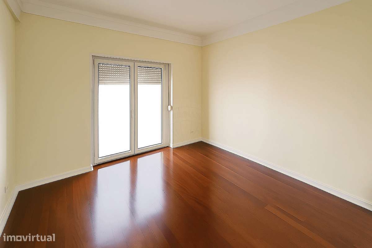 Apartamento T4 para arrendamento - Grande imagem: 3/8