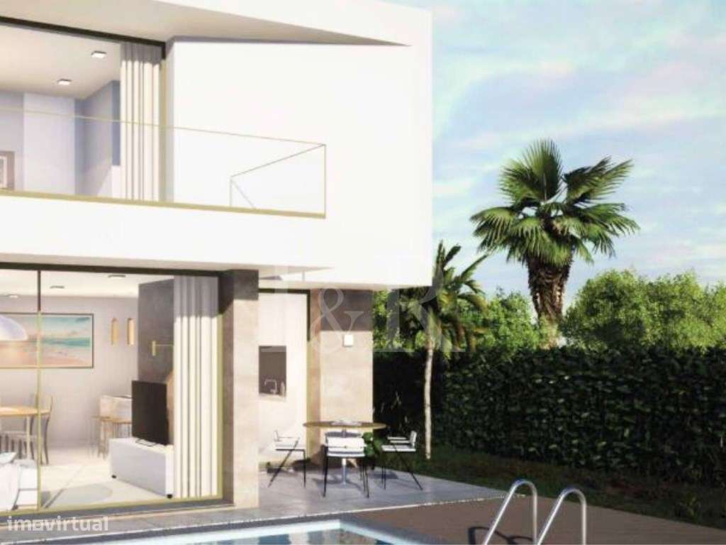 Moradia T3 com jardim, piscina e vista para a Serra de Sintra - Grande imagem: 4/44