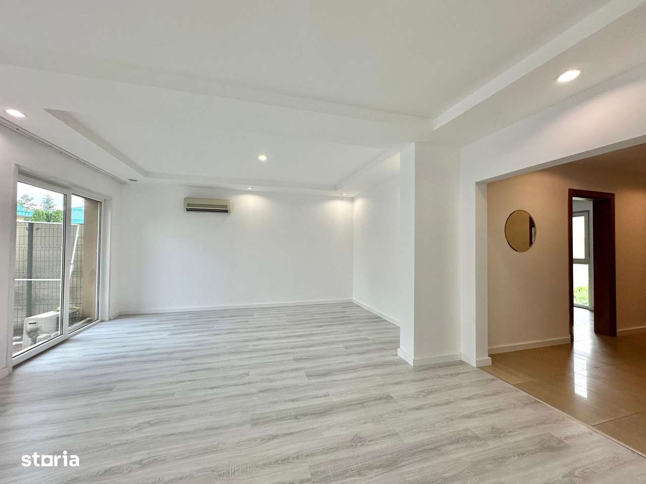 COSMOPOLIS - Vila 4 camere, bucatarie mobilata - 0% Comision - Imagine principală: 2/15