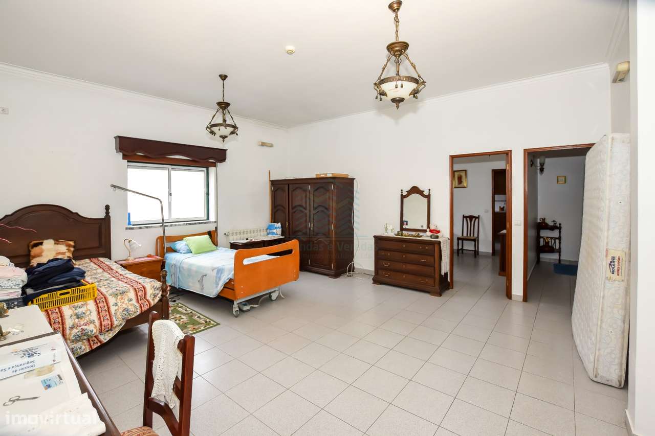 Residencial com 17 Quartos em Videla - Torres Novas-6