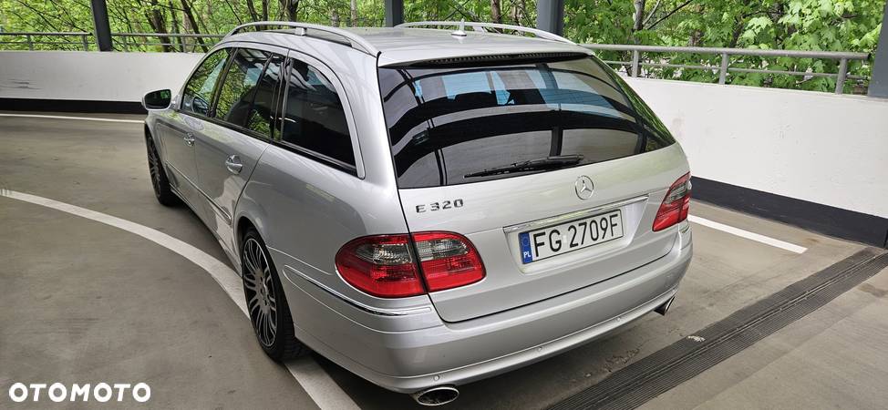 Mercedes-Benz Klasa E 320 CDI Avantgarde - 7