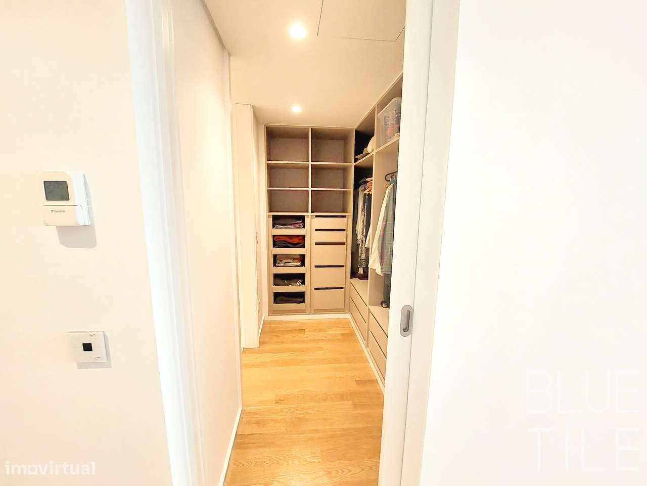 Apartamento T3 – último piso, garagem fechada, primeira linha de praia-17