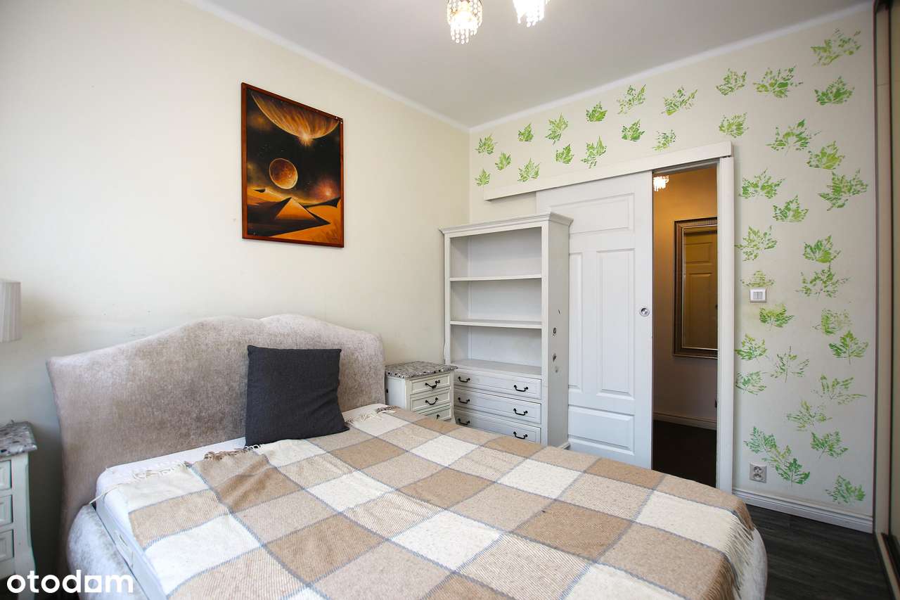 Dwa pokoje w dobrym stanie z możliwością zakupu garażu.-9