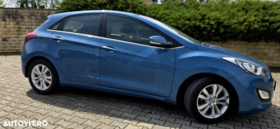 Hyundai I30 blue 1.6 CRDi DCT Passion - 6