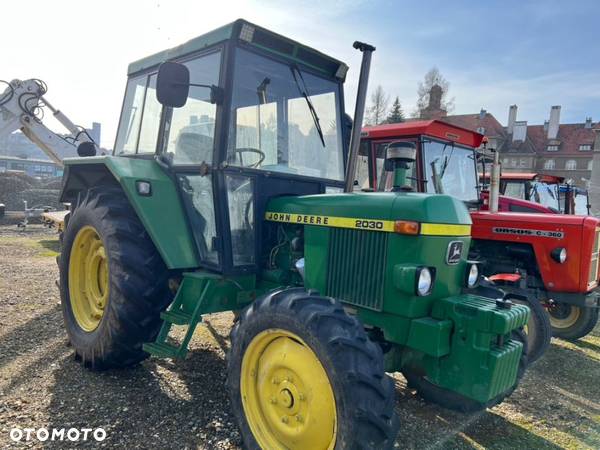 John Deere 2030 - 1