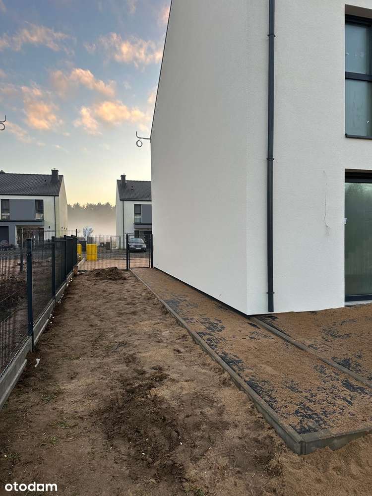 Dom jednorodzinny w zabudowie bliźniaczej - Pełny obrazek: 5/5