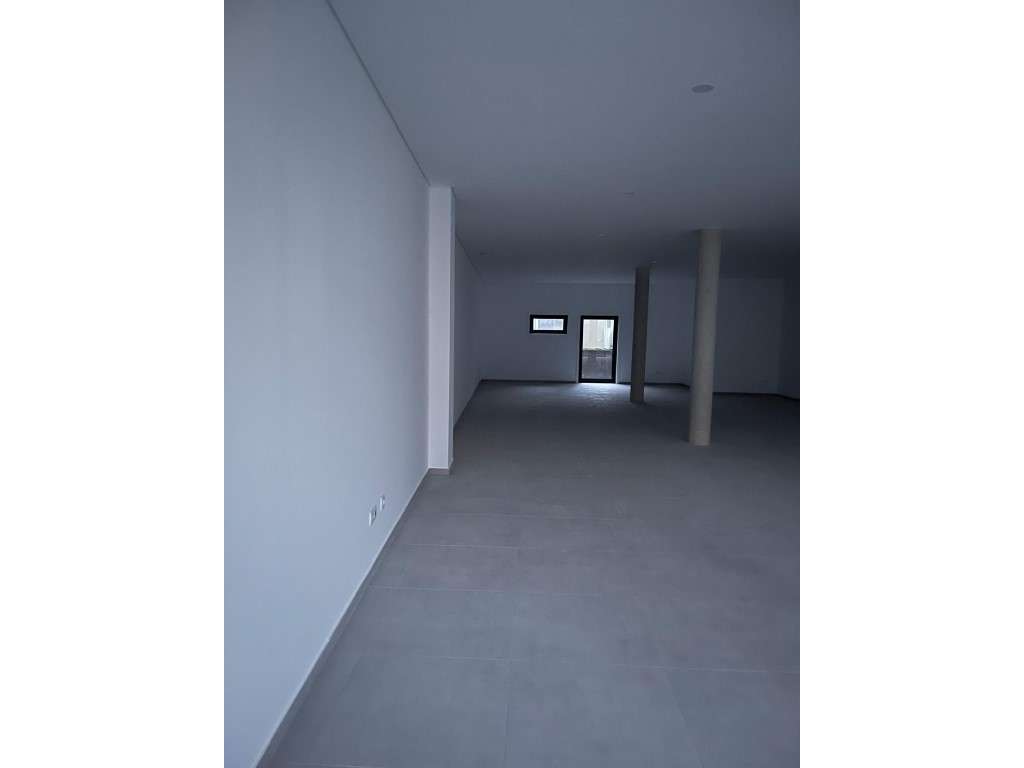 Loja para arrendamento - Grande imagem: 4/5