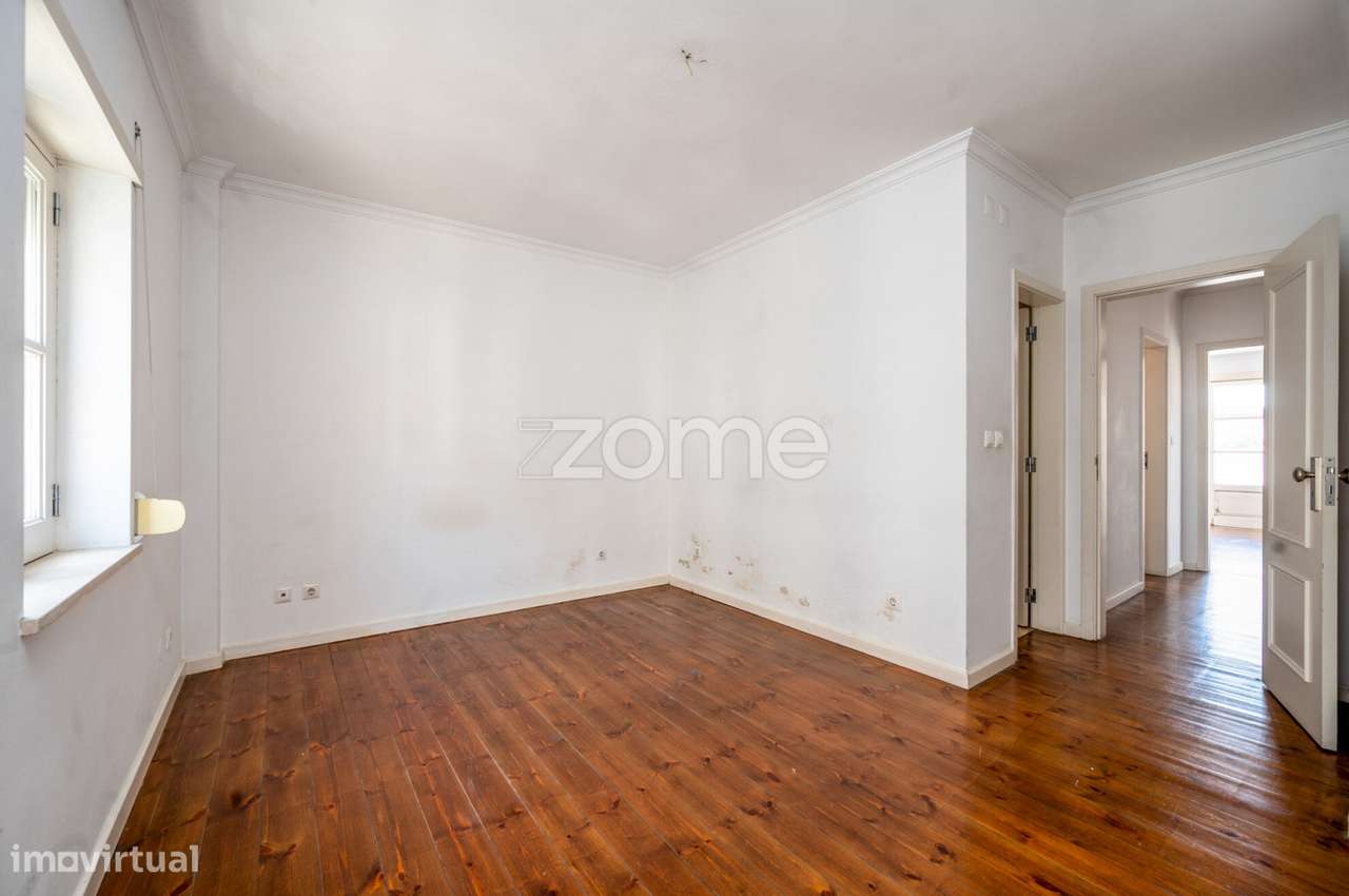 CASA EXCLUSIVA NA RUA DA COSTA (entre as Necessidades e Alcântara)-28