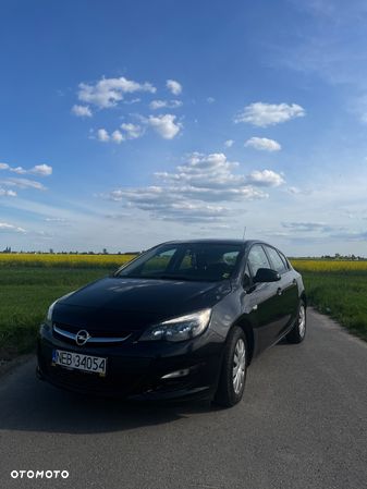 Opel Astra IV 1.6 Active - 1