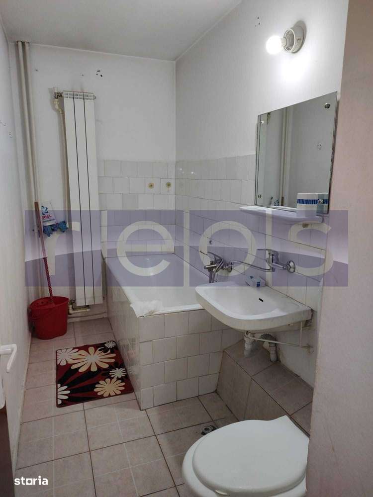 VANZARE GARSONIERA | DECOMANDATA | ZONA VITAN MALL - Imagine principală: 2/5