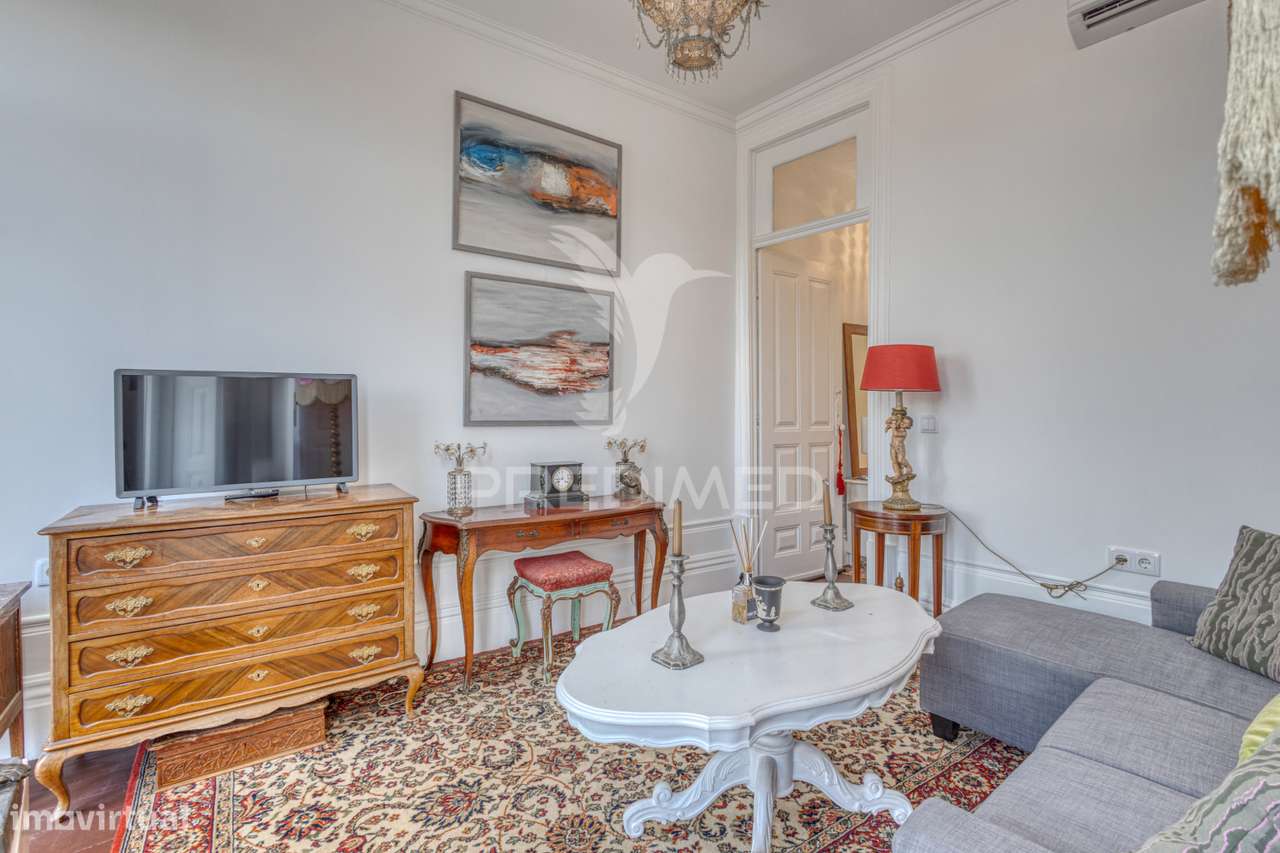 Prédio com projeto aprovado para obras - Grande imagem: 5/31