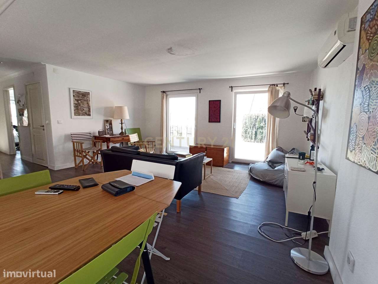 Apartamento com terraço e vista junto ao jardim do Torel-9