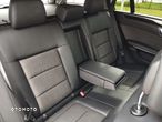 Mercedes-Benz Klasa E 200 BlueEFFICIENCY 7G-TRONIC Avantgarde - 23