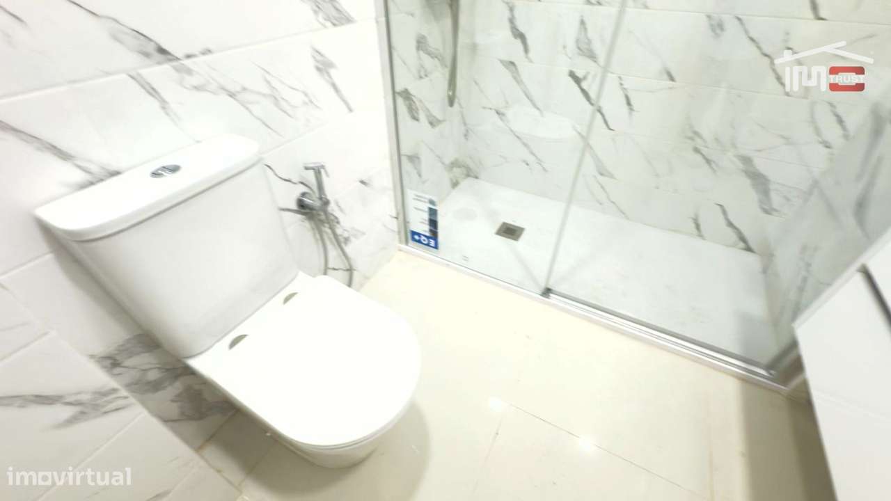 Apartamento T3 Totalmente Renovado 1ºandar, Coz. Equipada, Varanda,... - Grande imagem: 5/21