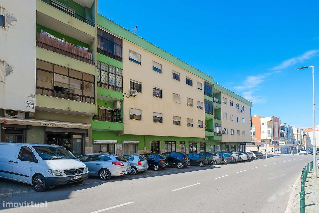 Apartamento T3 em Amora, Seixal - Vista para o Rio-29