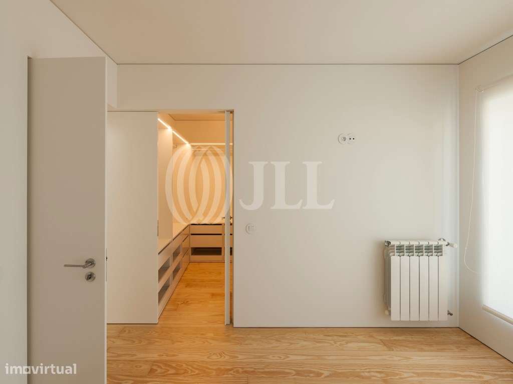 Moradia T4, com jardim, na Foz do Douro, no Porto - Grande imagem: 5/19