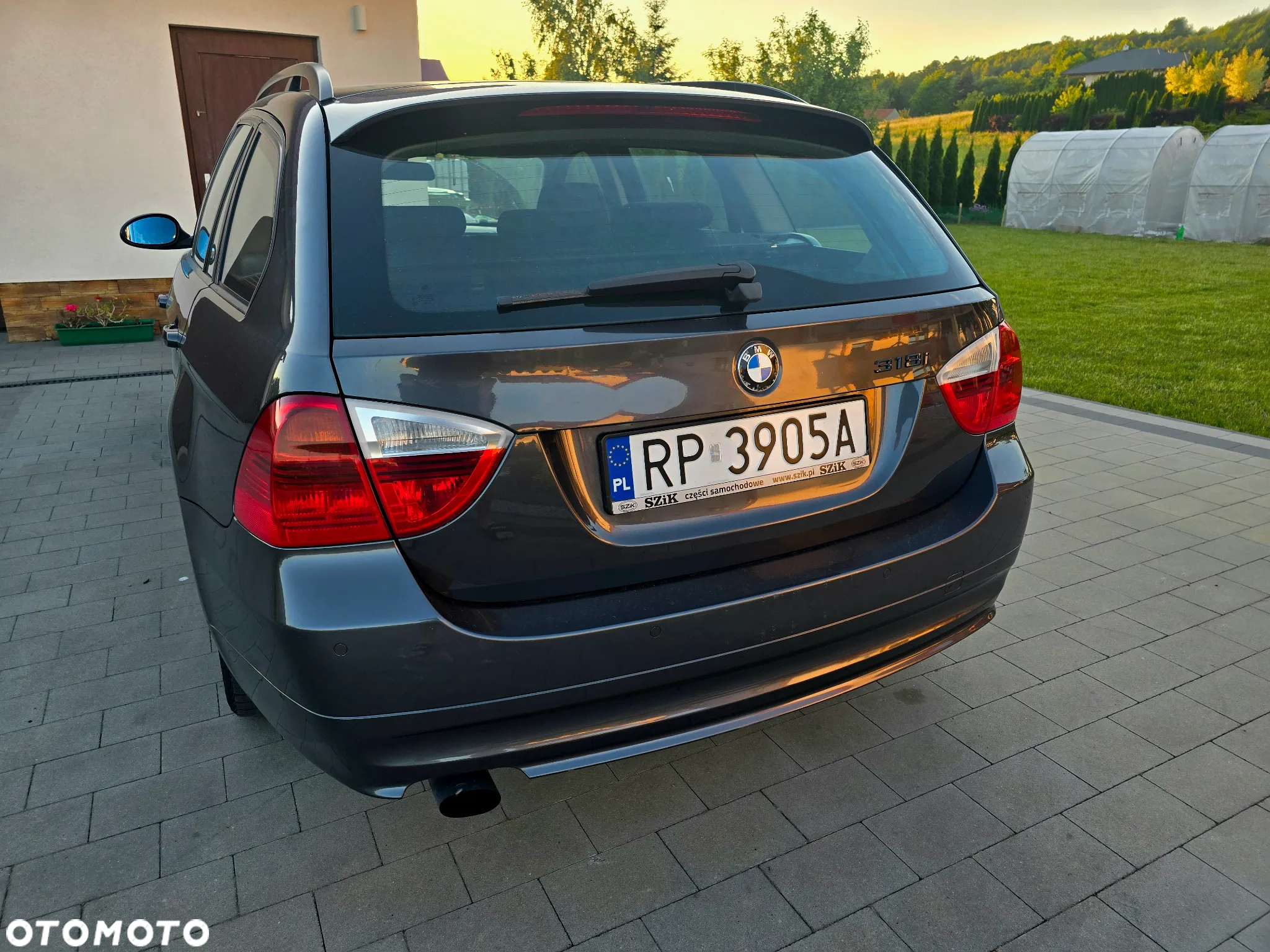 BMW Seria 3 318i - 8