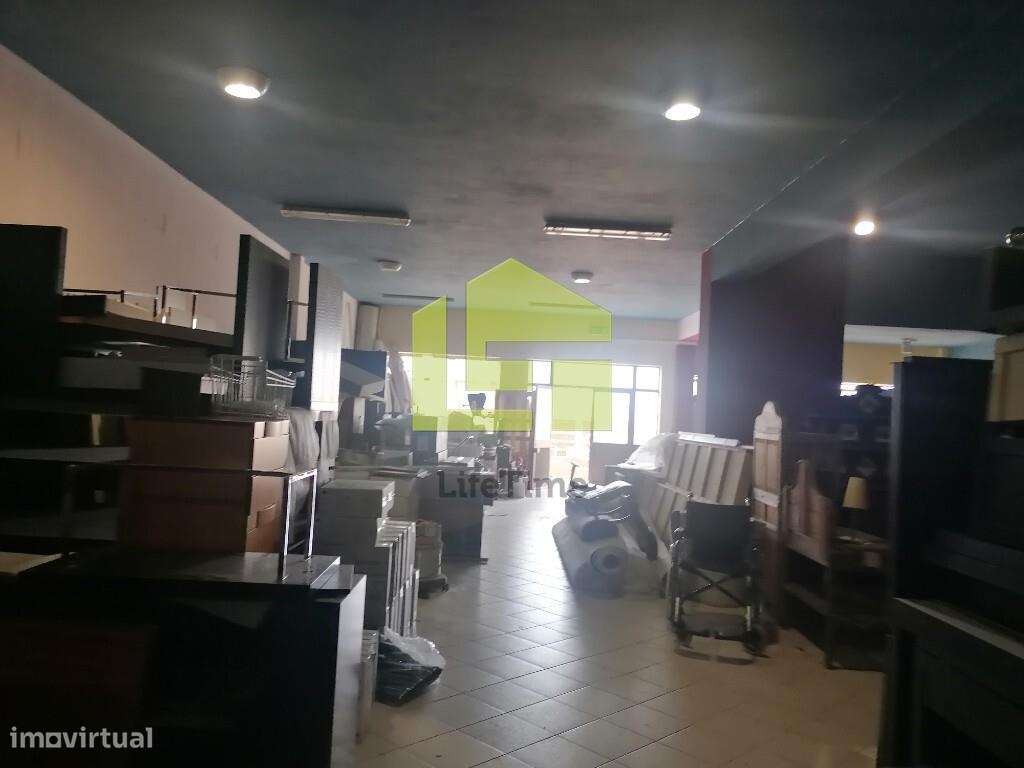 Loja no Alto do Forno Buarcos - Grande imagem: 4/17