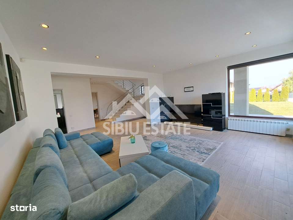 Casa Sibiu, terase panoramice, garaje, teren mare, Sura Mica - Imagine principală: 5/19