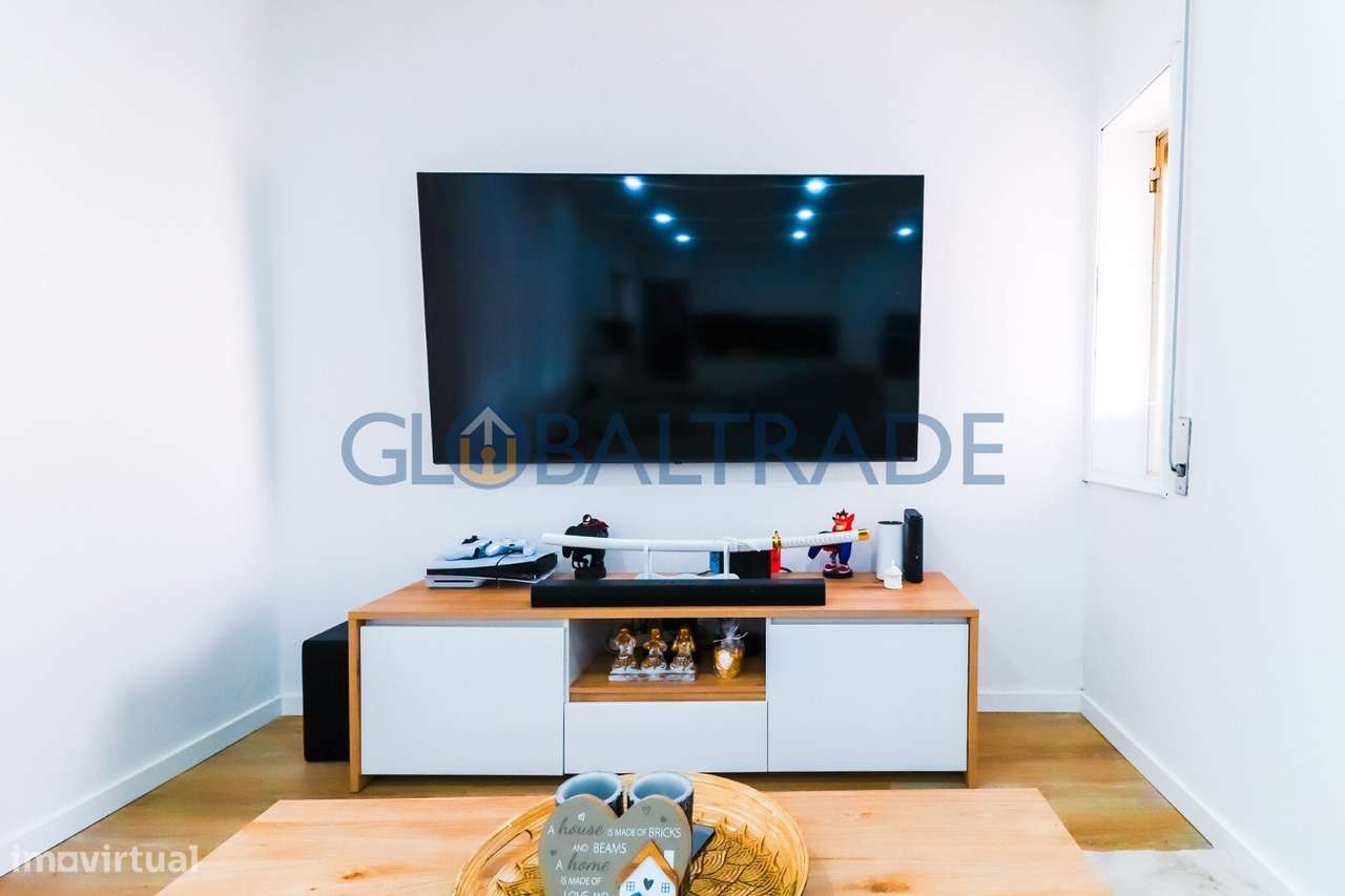 Andar Moradia T3 Renovado & Equipada – Baguim do Monte - Grande imagem: 4/55