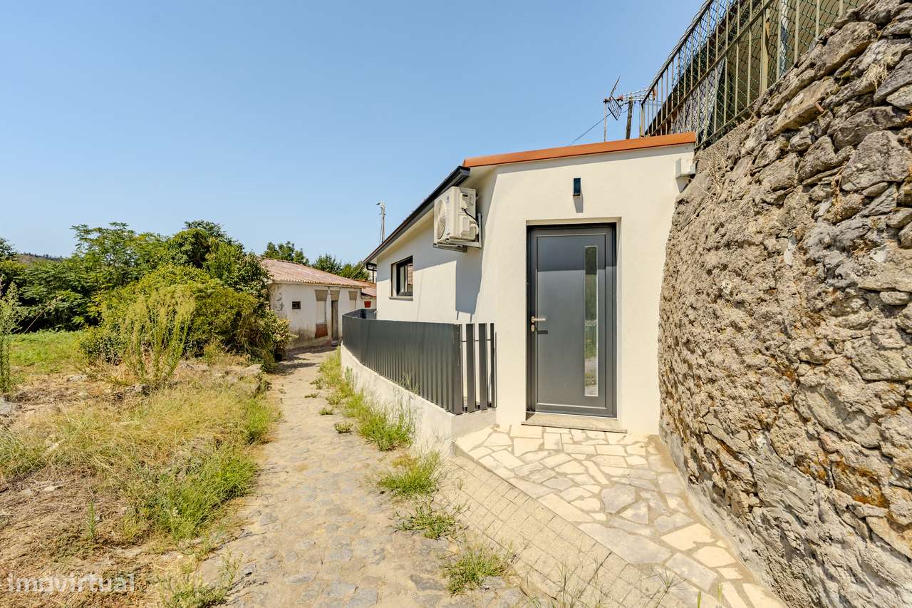Moradia Térrea Totalmente Renovada, situada em Ferreiros, Braga-17