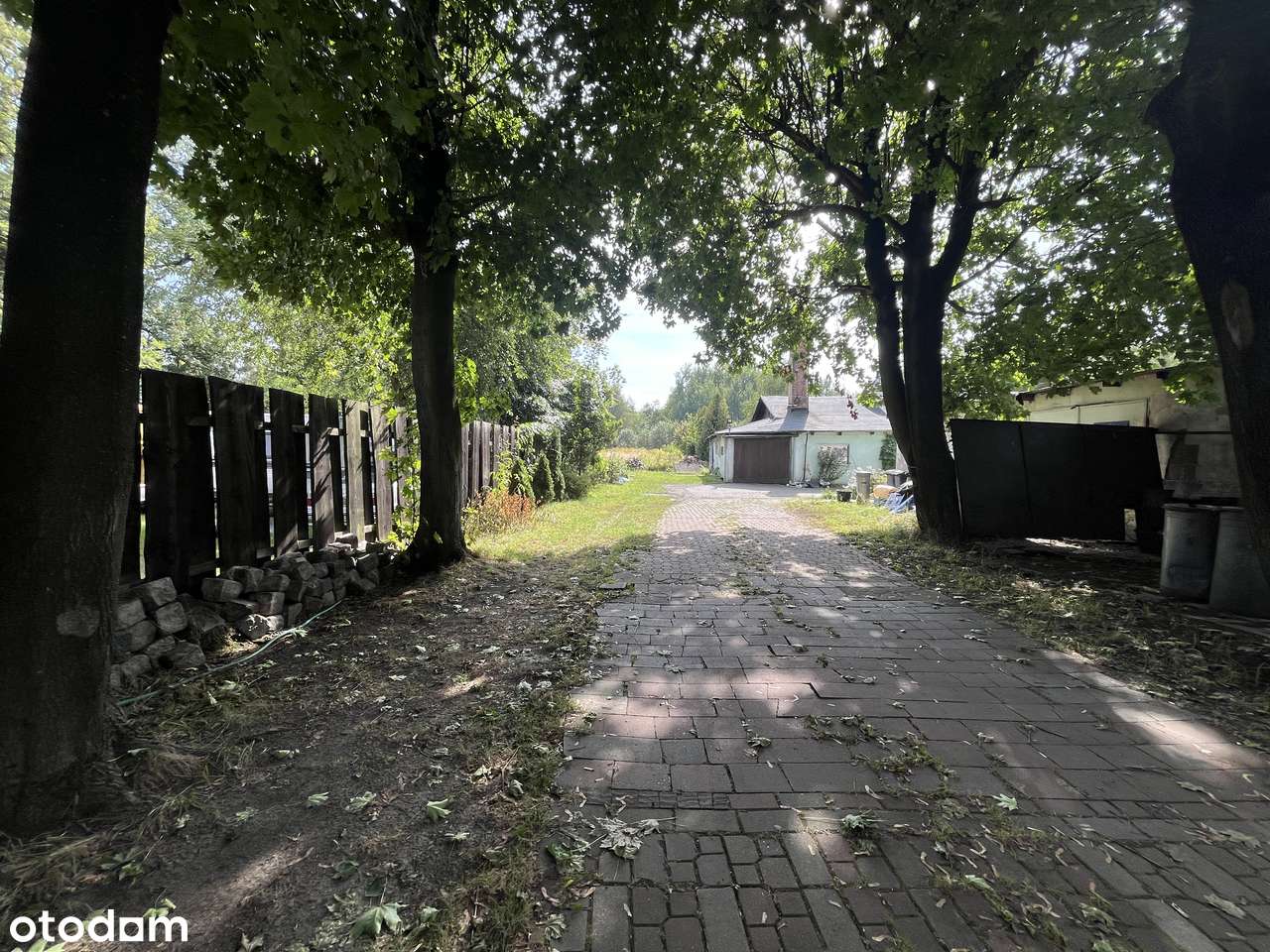 Działki inwestycyjne mieszkaniowo-usługowe-13