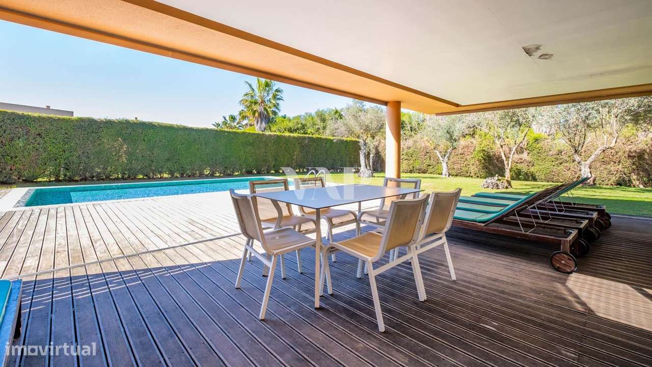 Moradia de canto com 4 quartos e piscina privativa a 500m da praia, Sa - Grande imagem: 4/31