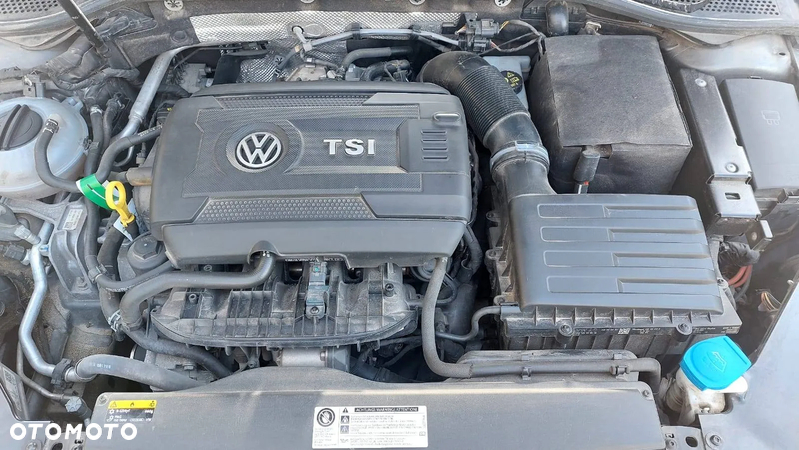 Volkswagen Passat 1.8 TSI BMT Comfortline - 11