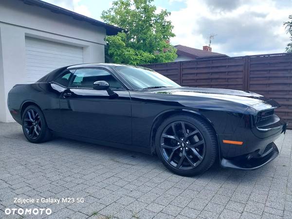 Dodge Challenger - 8