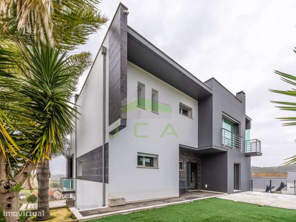 Moradia V4 isolada a 3min de Leiria - Grande imagem: 2/60