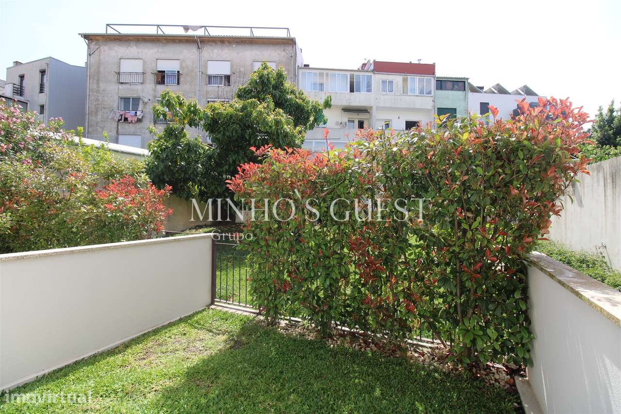 Apartamento T0 de Charme  com jardim privativo no Centro Histórico - S-19