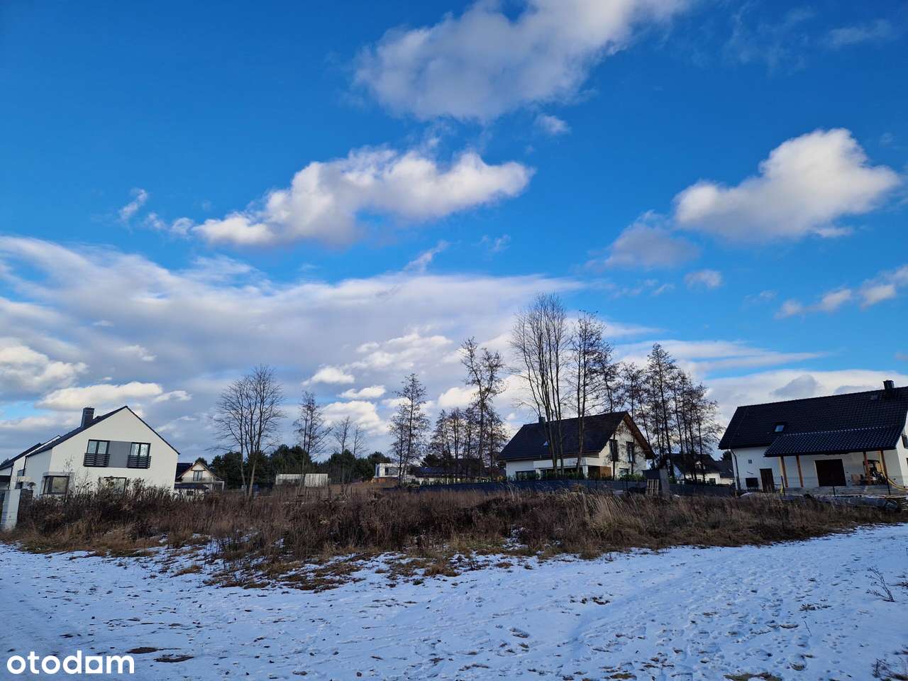 Urokliwa działka w centrum Osiedla Górki-0