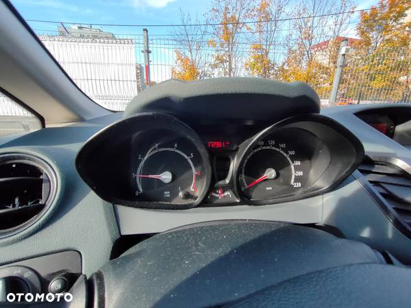 Ford Fiesta 1.25 Ambiente - 17